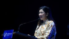 Dirjen KPM tegaskan peran KIM sebagai penggerak program prioritas dan pelindung ruang digital anak pada puncak KIMFest 2025 di Kota Tangerang. foto: Ditjen KPM/IGID-InfoPublik/ Agus Siswanto