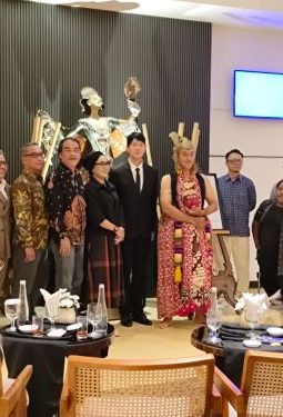 Dialog Lintas Budaya dalam Pameran “Emerging Lines” di Yogyakarta